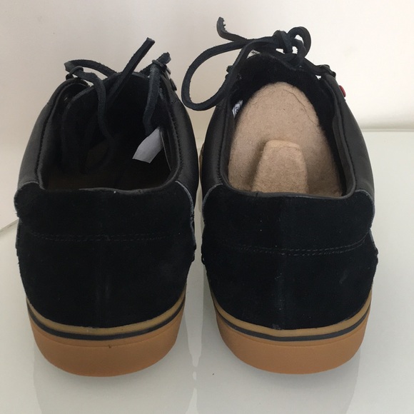 Ugg Brock Luxe Black Leather Sneakers Mens New - Picture 7 of 7